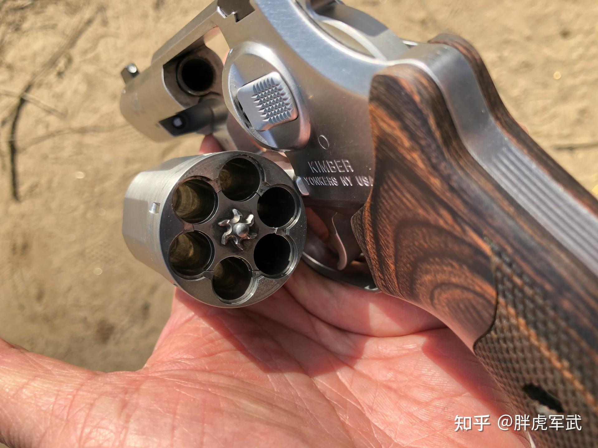 六发左轮手机版(六发左轮旧版下载)-第3张图片-QuickQ官网